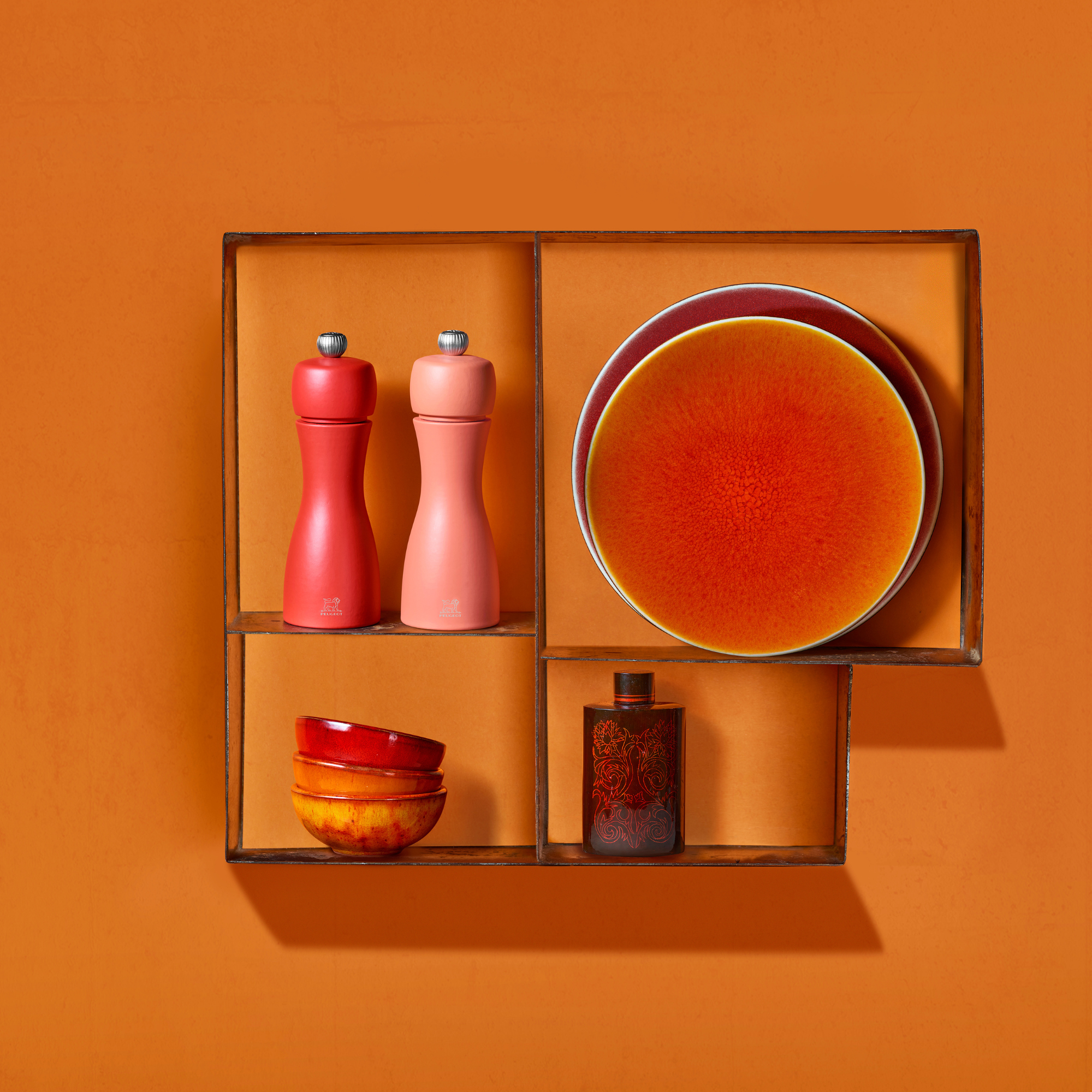 Peugeot Canada Tahiti Duo Salt & Pepper Mill, Fire Set, Brick and Flame Orange