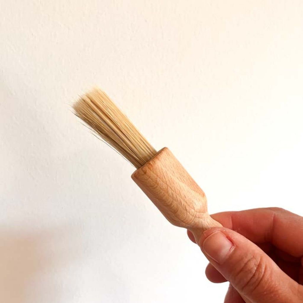 Round Cooking Brush in Beechwood